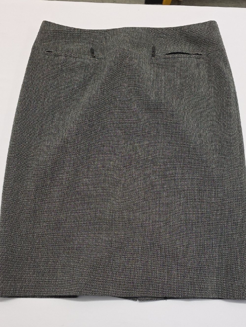 Apostrophe Stretch Grey Herringbone Knit Pencil Skirt Classic Size 8